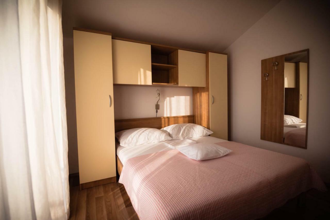Grebaštica Apartmani Bare I Danica מראה חיצוני תמונה