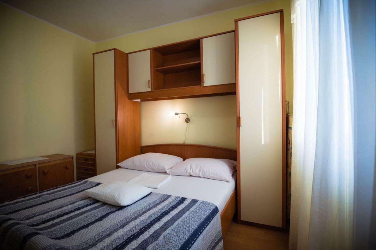 Grebaštica Apartmani Bare I Danica מראה חיצוני תמונה